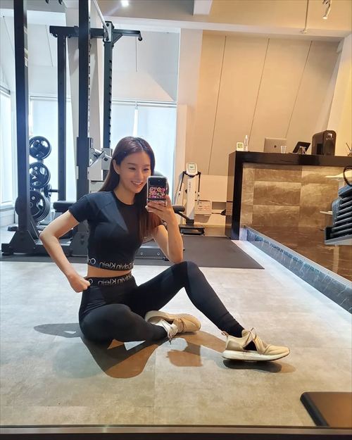 玄理ヌード濡れ場エロ乳首FLARE