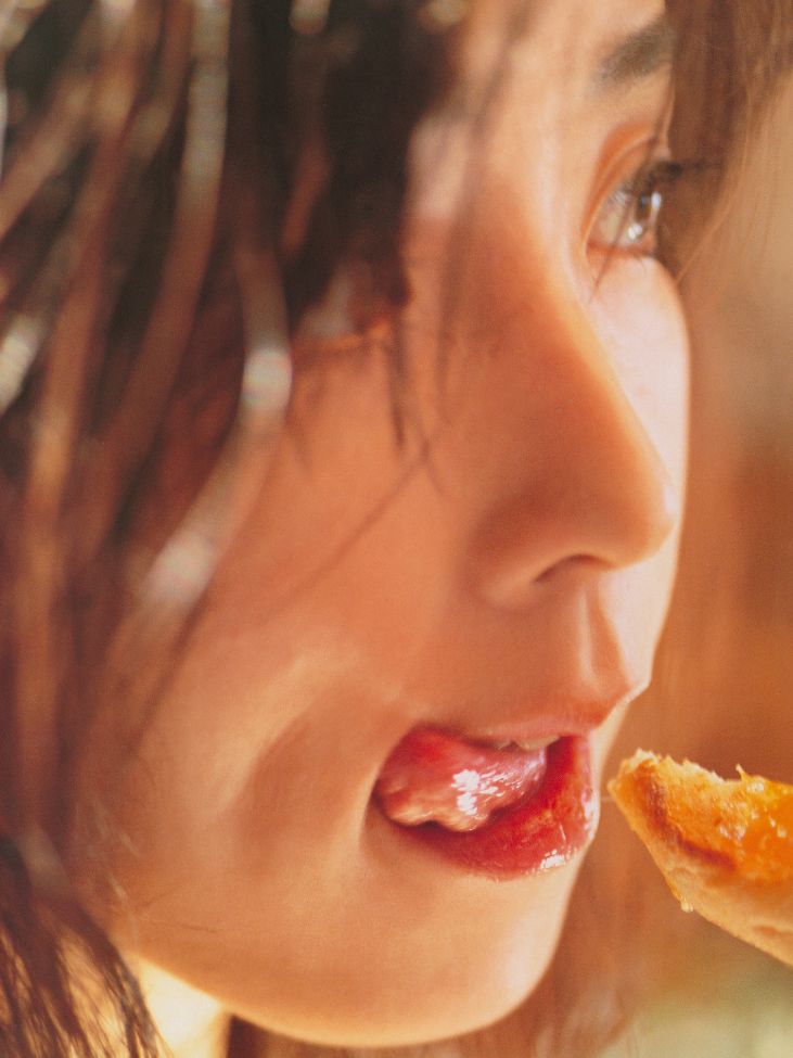 川島なお美ヌードグラビアエロ綺麗乳首乳輪