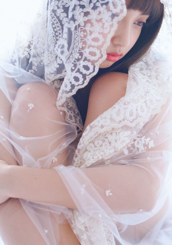 小宮有紗濡れ場ヌードおっぱいエロ写真集グラビア