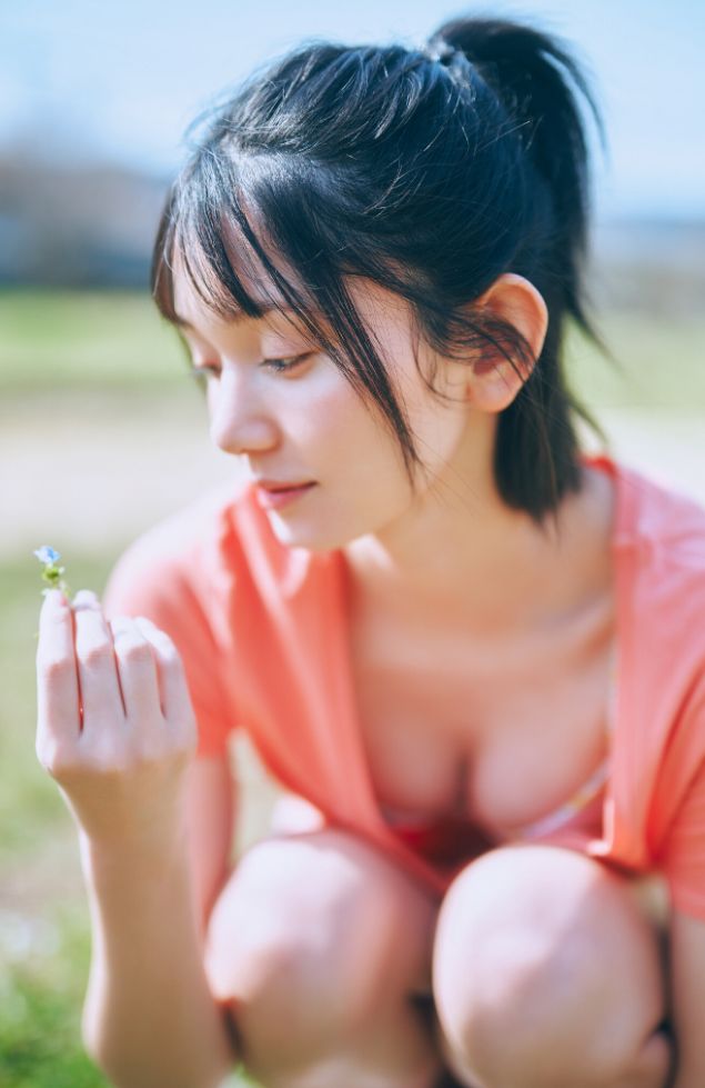 熊澤風花ヌードエロ乳首グラビア写真集いたいけな素肌