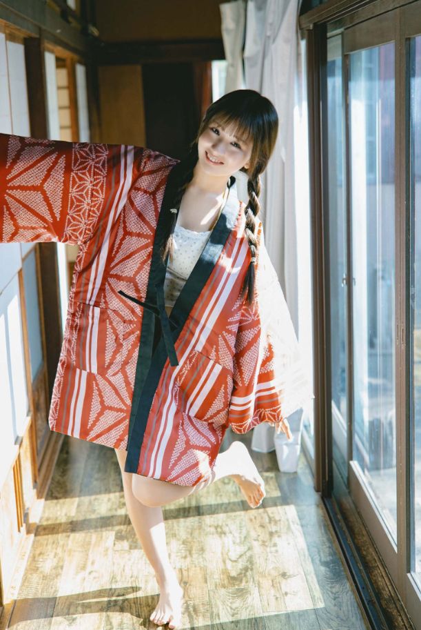 森脇梨々夏ヌードエロ写真集グラビア水着リリカルサンシャイン