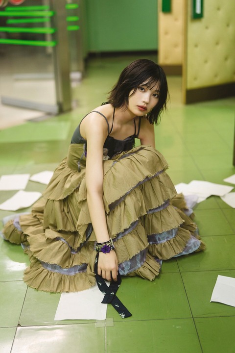 乃木坂46・中西アルノ、おっぱいがデカ過ぎｗｗこんなに巨乳だったのか・・