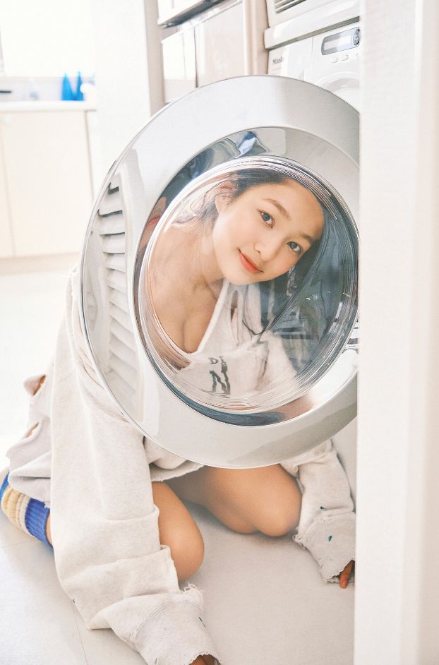 虹咲カリナヌードエロ写真集グラビア水着おっぱいColorful Days