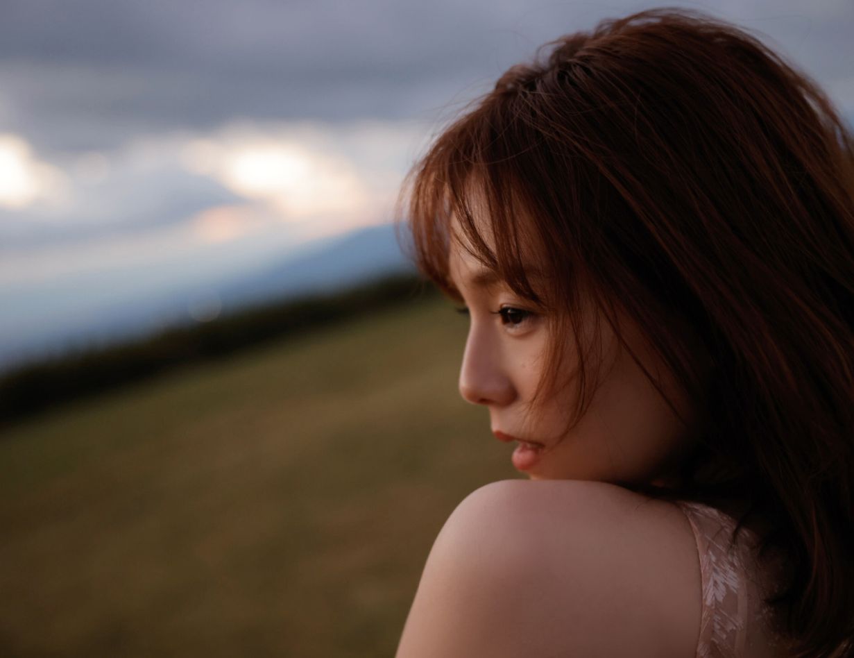 篠崎愛ヌードエロ写真集すっぽんぽんお尻全裸挿入ポーズ