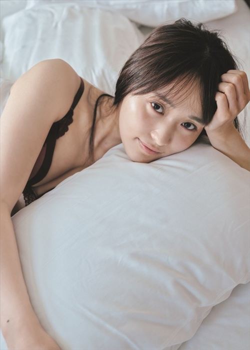 菅井友香ヌードエログラビア写真集櫻坂46水着下着たびすがい