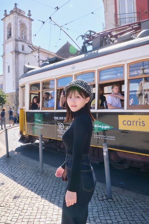 【朗報】田中美久さん、デカパイを寄せて上げるｗｗ