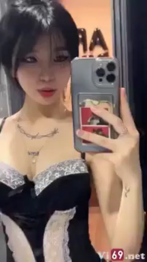 ベトナムTikToker セックス流出 タトゥーバレ