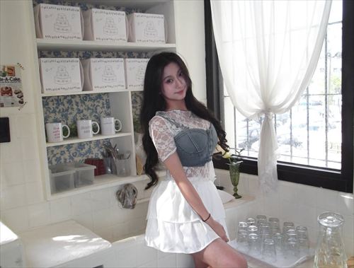 Ayeon 以濼 MONNA 胸強調 台湾K-POPカバー