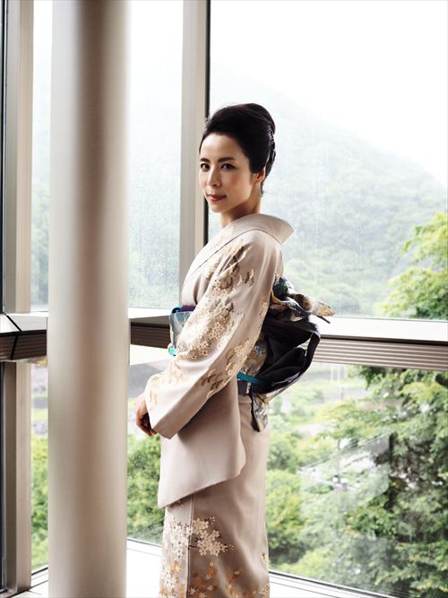 屋敷紘子ヌード濡れ場エロ乳首甘い鞭