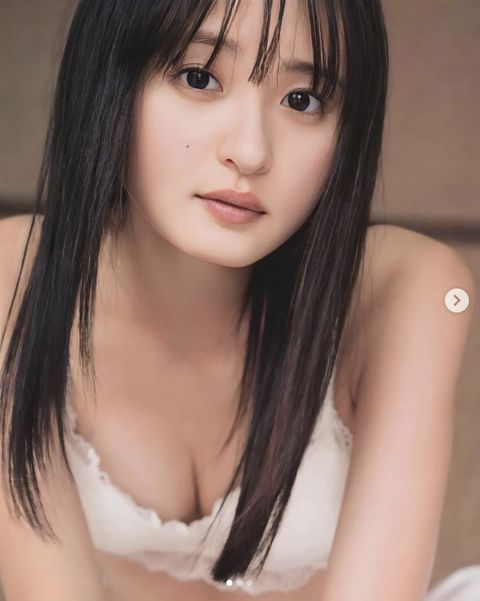 遠藤さくら、Bカップバストを改めて検証！ちょうどいい大きさで良すぎたｗｗ