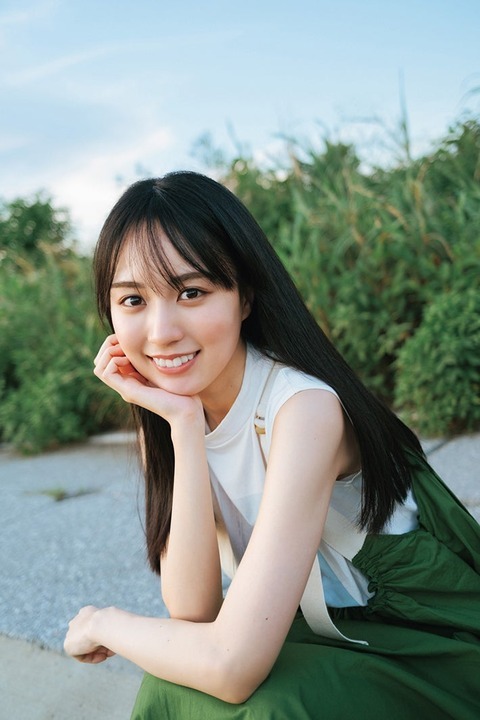 乃木坂46・賀喜遥香、少年誌で表紙＆巻頭グラビア！！透明感あふれるショット、良いなぁ！