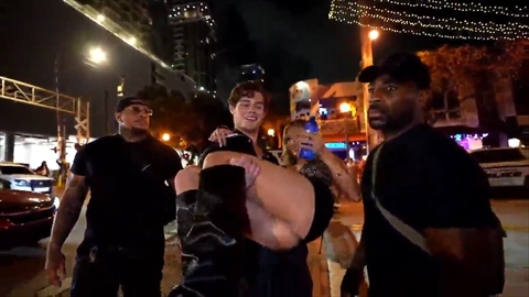 ノーパン美少女エロ画像