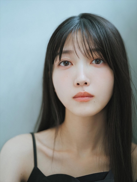 久保史緒里エロ画像