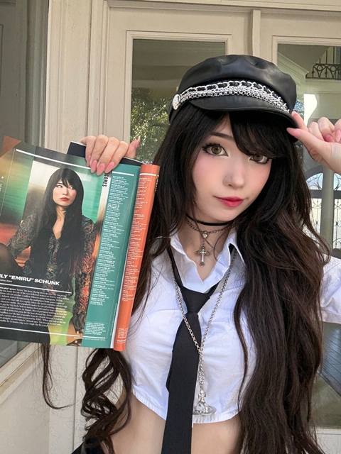 Emiruコスプレエロ画像