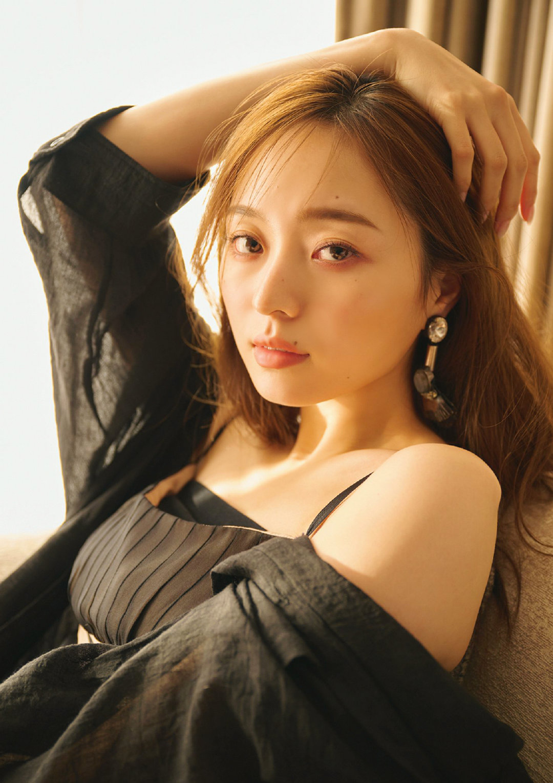 梅澤美波グラビアおっぱいエロ画像