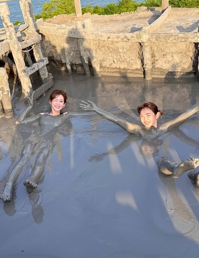 中川安奈水着おっぱいエロ画像