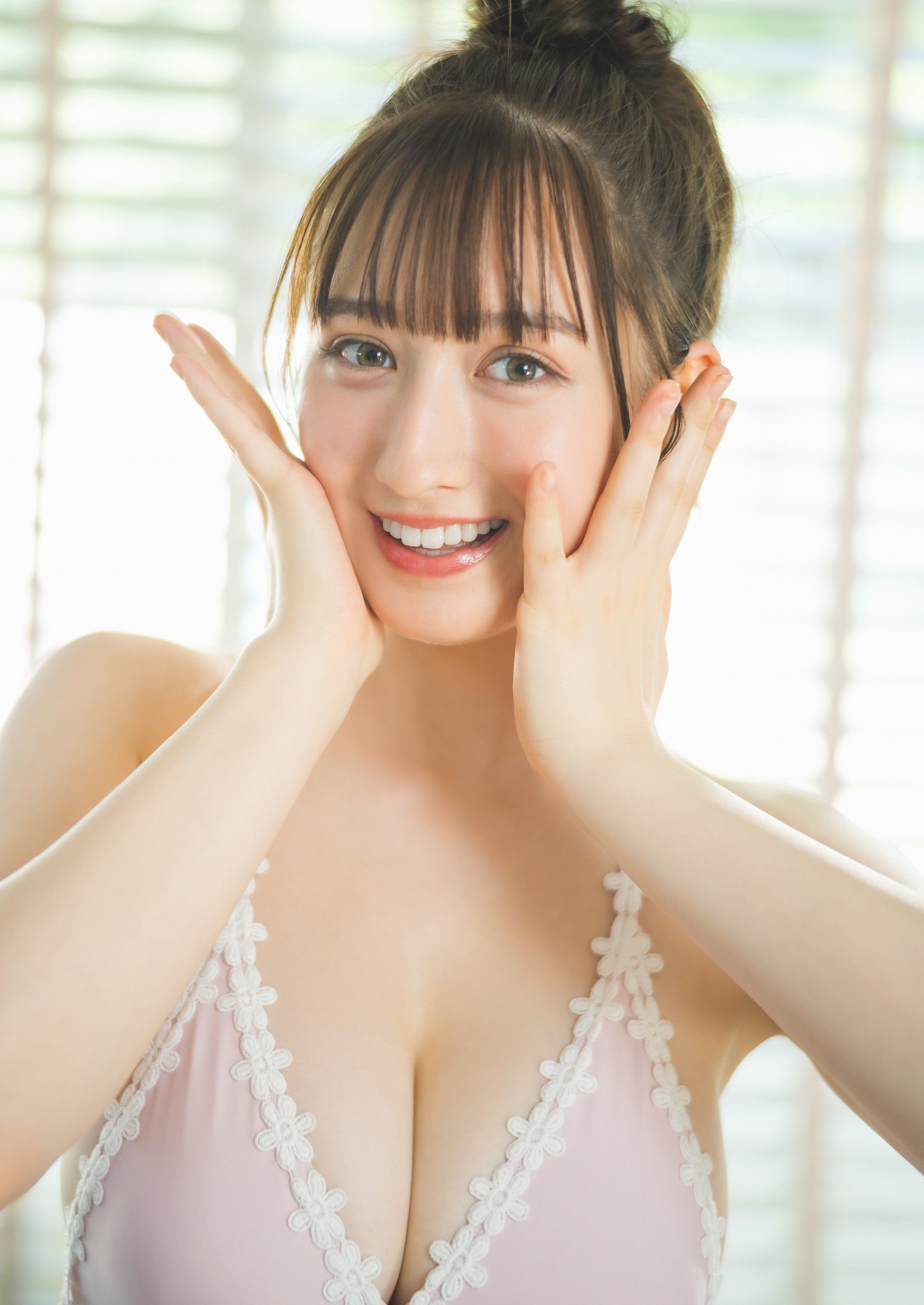 仙北谷ハンナおっぱいエロ画像