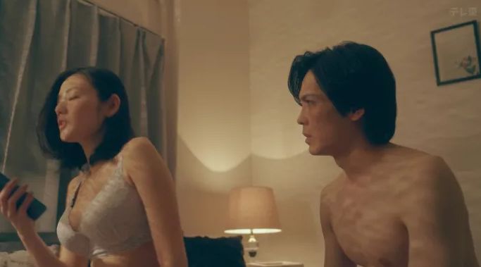 片山萌美濡れ場エロ画像