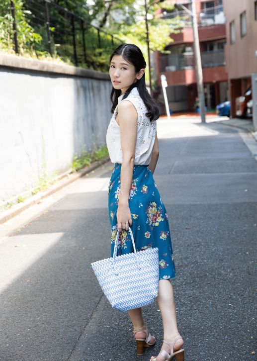 小原徳子ヌード乳首エロ画像