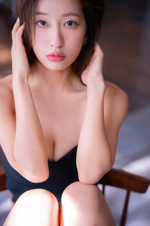 斉藤里奈エロ画像