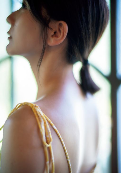 清水麻璃亜エロ画像