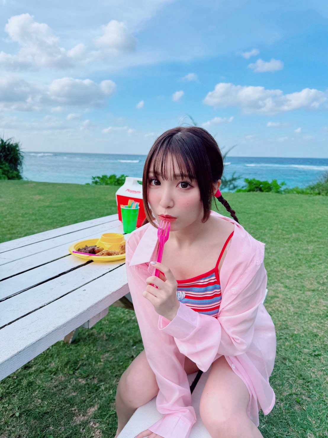 鈴木愛奈おっぱいエロ画像