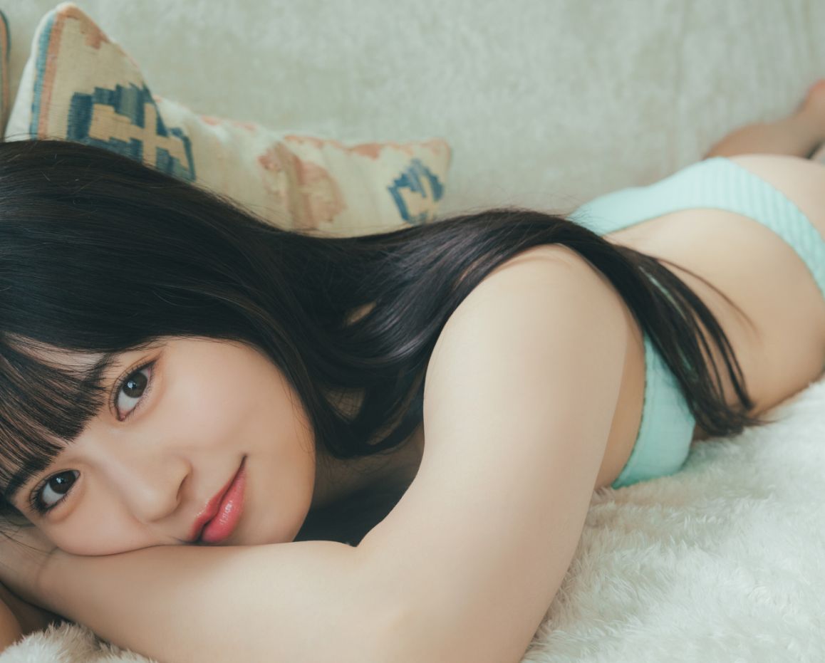 月足天音ヌードエロ写真集水着グラビアおっぱいFRUITSZIPPERアイドルストロベリーは乙女心