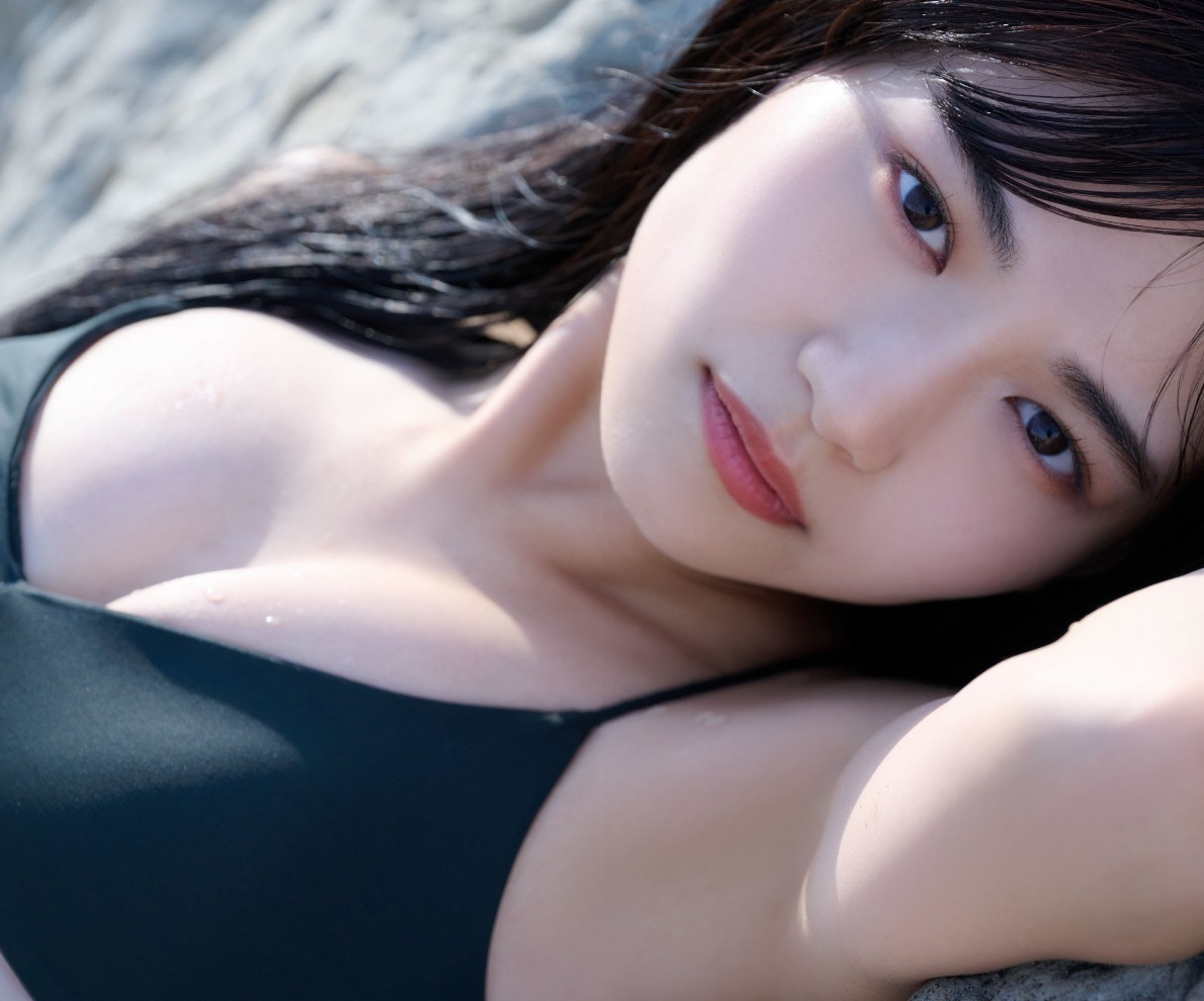 田村愛美鈴おっぱいエロ画像