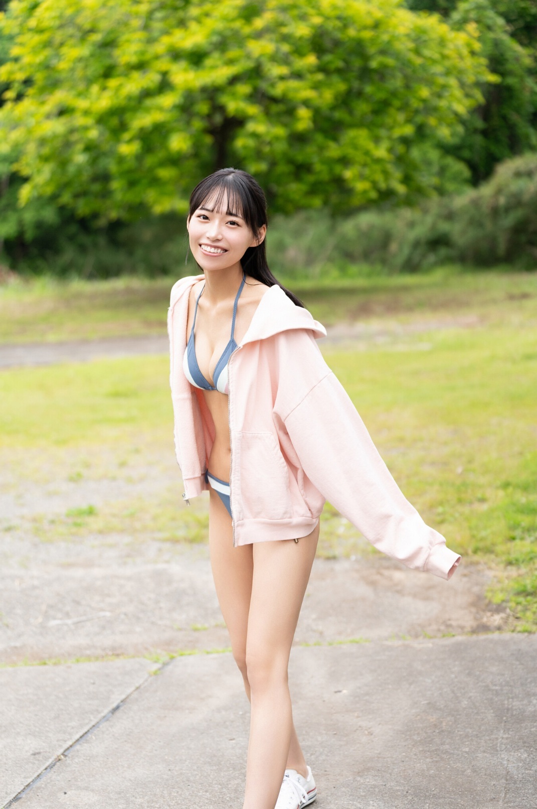 中西花グラビアおっぱいエロ画像