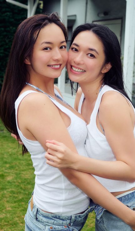 山中姉妹ヌードエロ画像