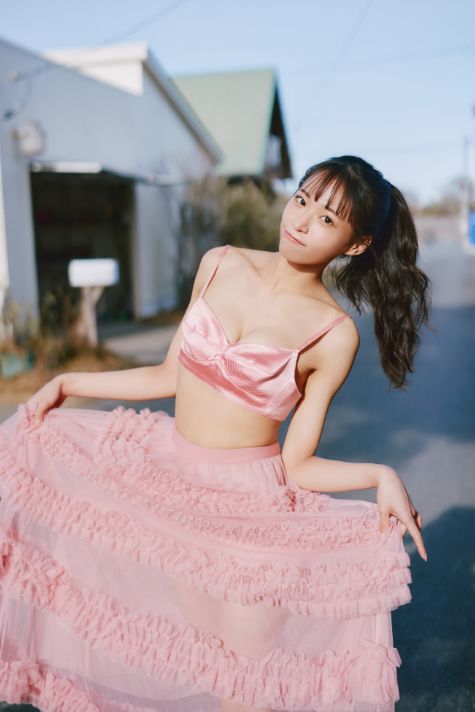 中西花おっぱいエロ画像