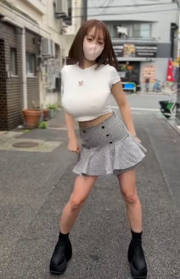 やのあいり乳首ポッチおっぱいエロ画像