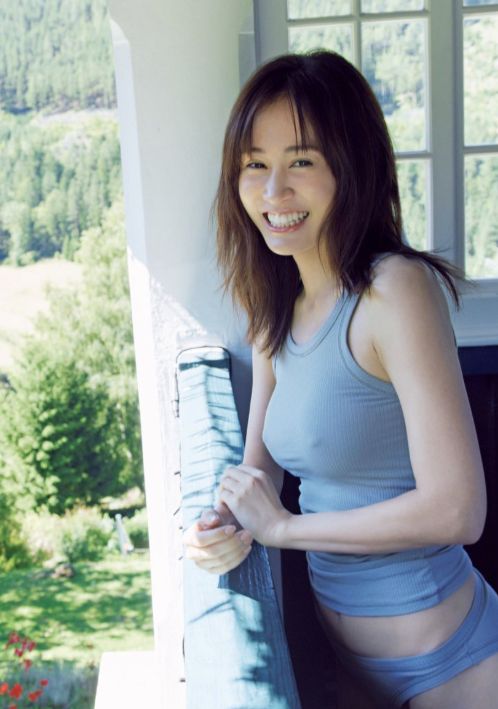 前田敦子乳首ヌードおっぱいエロ画像