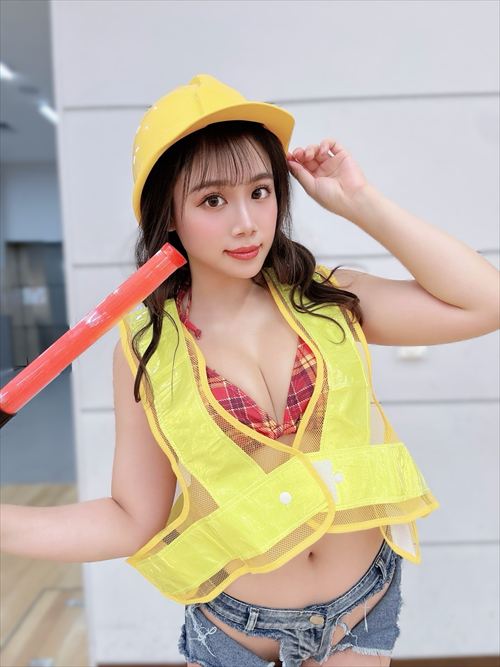 青山泰菜乳首ヌード濡れ場おっぱいエロ俺と○○○すれば売れる青山天南