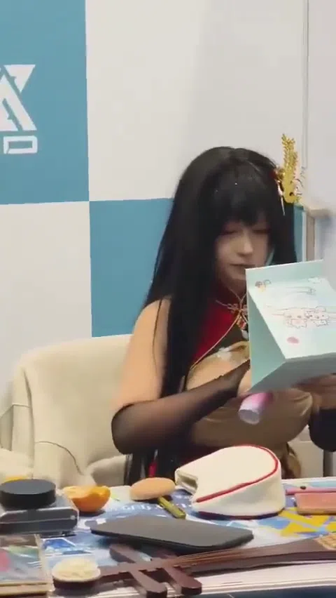 コスプレエロ巨乳おっぱい美乳エロコス