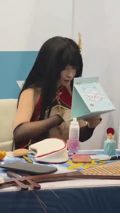 コスプレエロ巨乳おっぱい美乳エロコス