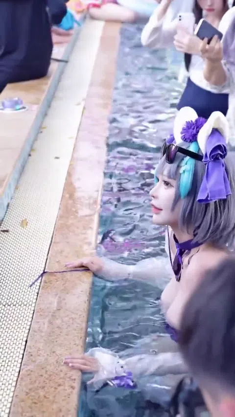 コスプレエロ巨乳おっぱい美乳エロコス