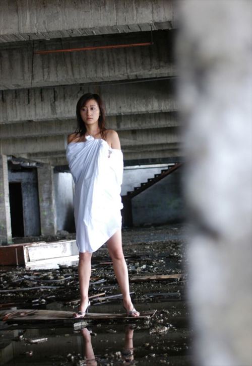 原田里香ヌードエロ乳首おっぱい写真集RERISE『トゥナイト2』『Giri Giri GIRLS』