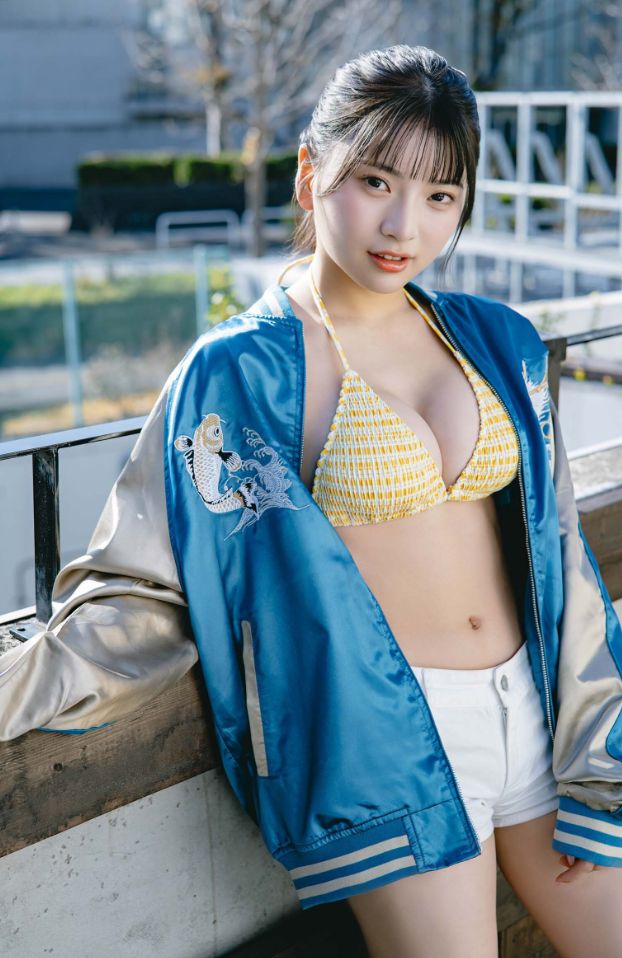 姫野ひなの写真集エロヌードおっぱい谷間蒼空パッション