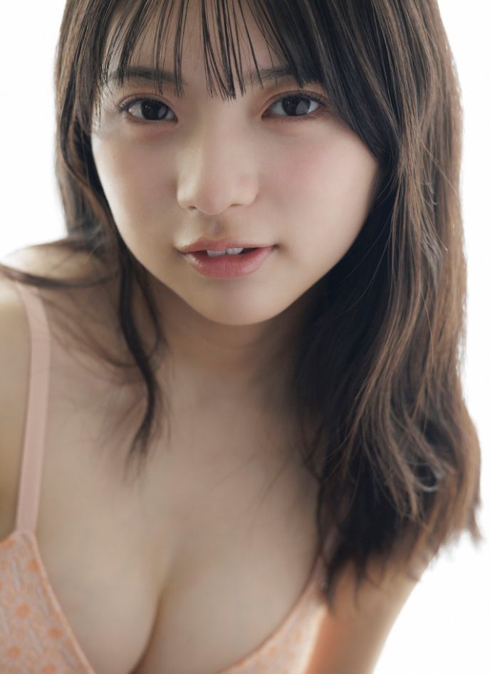 姫野ひなの写真集エロヌードおっぱい谷間ロマンティックが始まりそう