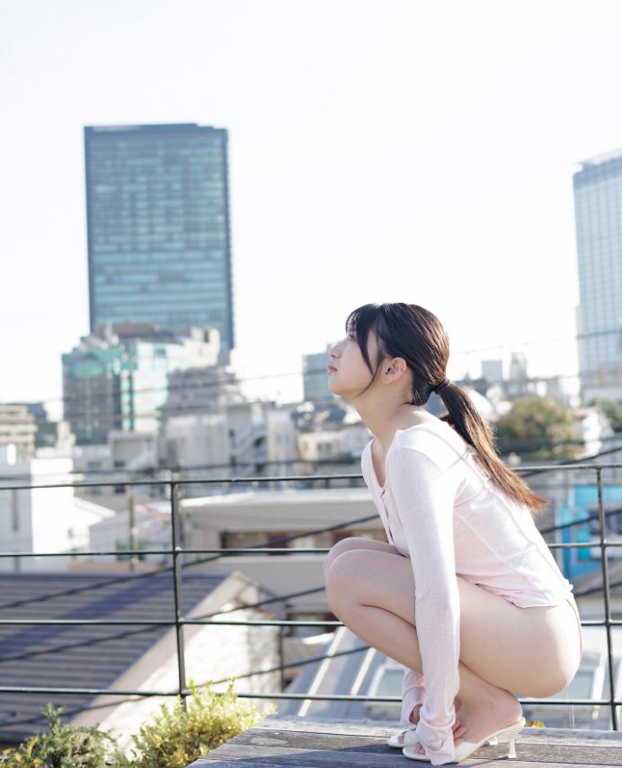 姫野ひなの写真集エロヌードおっぱい谷間ロマンティックが始まりそう