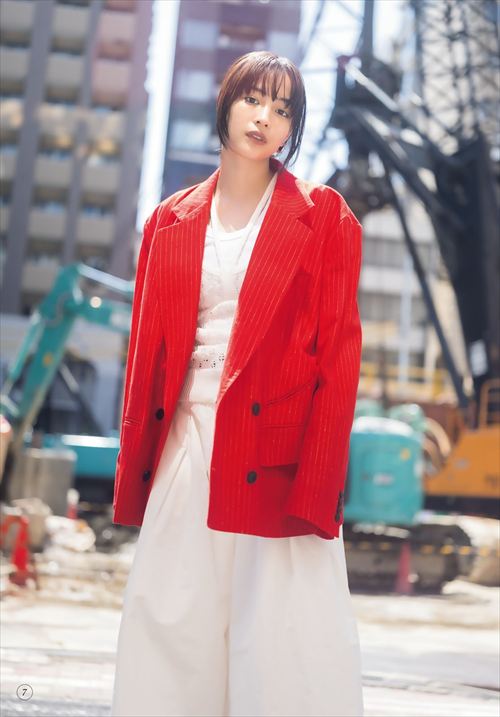 広瀬すず、お乳の形が丸わかりでエロいｗｗ