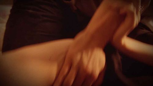 井本彩花エロヌード濡れ場おっぱいレイプさくらの親子丼