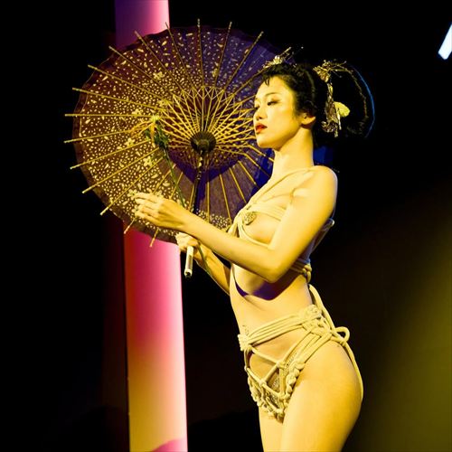 キリーシャクレー乳首ヌード濡れ場エロ「First Love 初恋」騎乗位セックス佐藤健