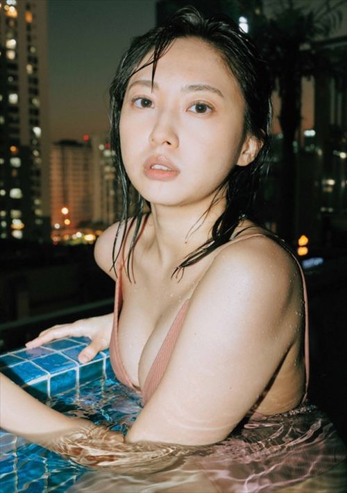 木崎ゆりあエロヌード写真集ランジェリーカット解禁Tバック露出SKEAKB