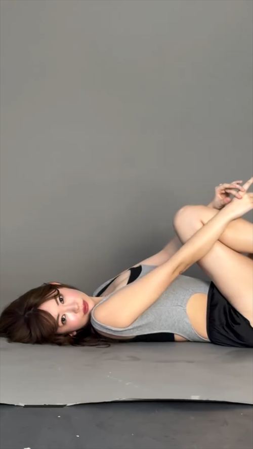 小嶋陽菜エロむちむちおっぱい