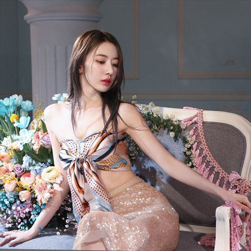 宮脇咲良エロ腋汗ライブグラビア水着おっぱい