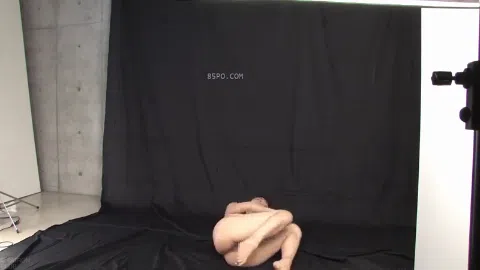 日本人ヌードモデルエロ撮影風景おっぱい乳首