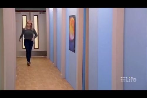 おっぱい巨乳エロ乳房縮小手術白人美女