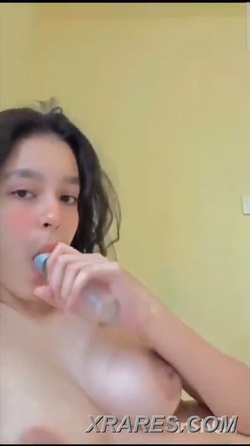 エロ巨乳インフルエンサーマンコオナニー流出